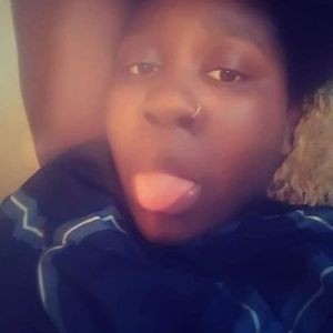 Meet your Posher, Artashia